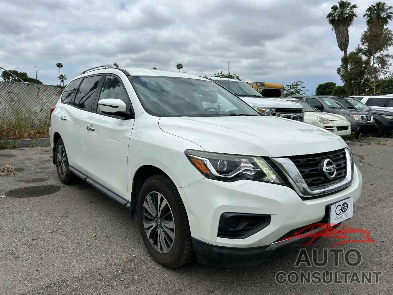 NISSAN PATHFINDER 2017 - 5N1DR2MM7HC908242