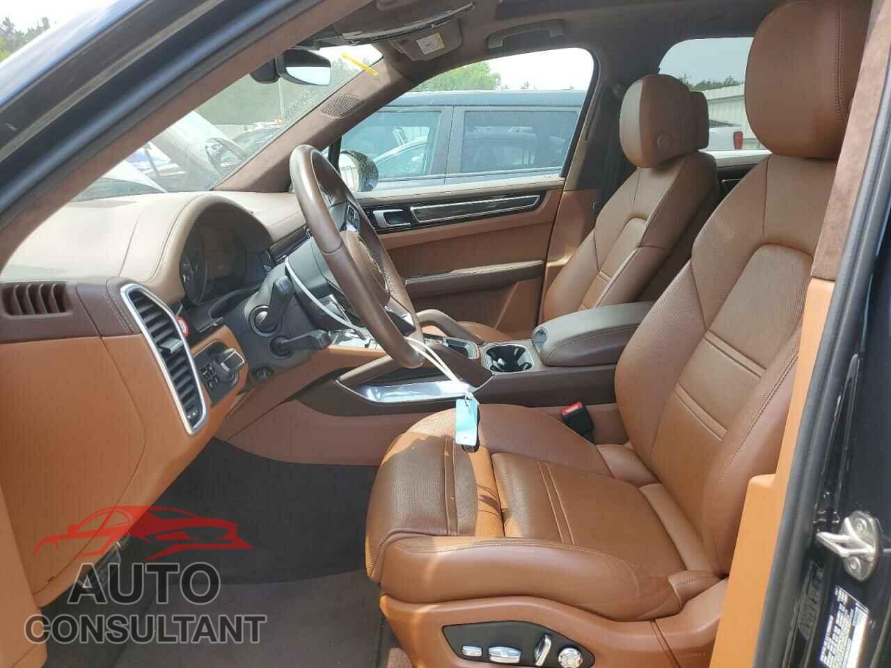 PORSCHE CAYENNE 2021 - WP1AF2AYXMDA36522