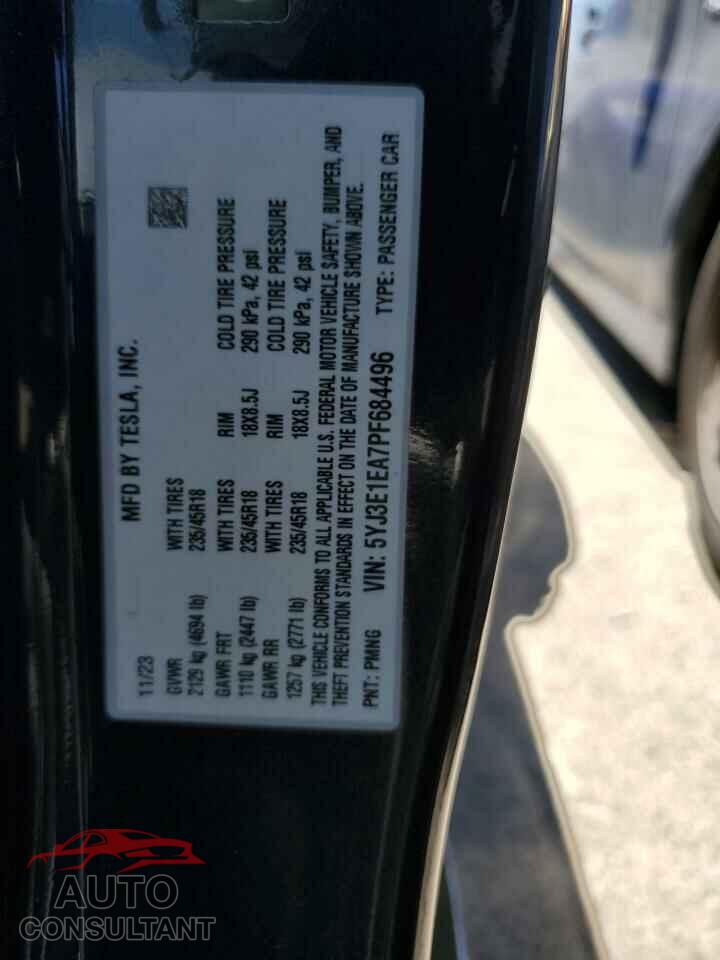 TESLA MODEL 3 2023 - 5YJ3E1EA7PF684496