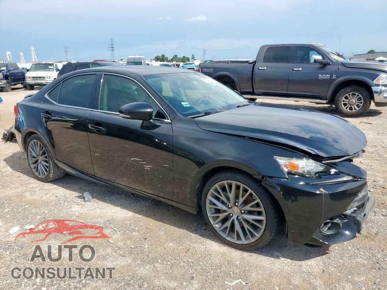 LEXUS IS 2014 - JTHBF1D29E5030695