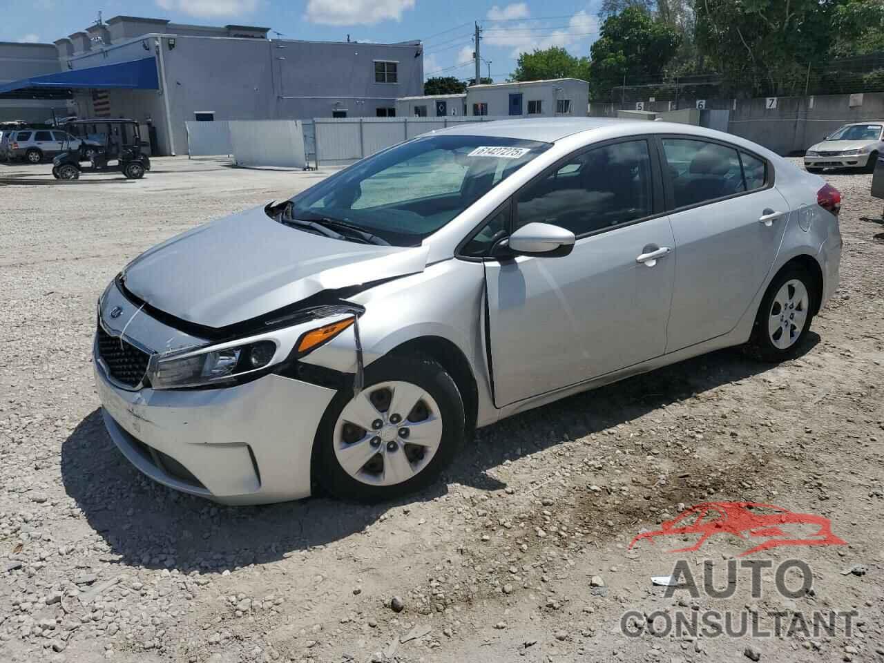 KIA FORTE 2018 - 3KPFK4A72JE236245