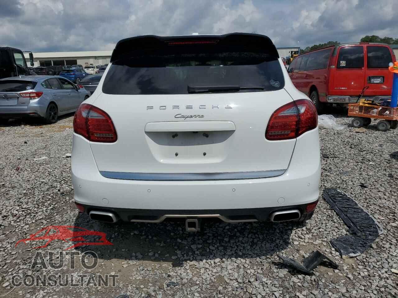 PORSCHE CAYENNE 2013 - WP1AF2A27DLA22627