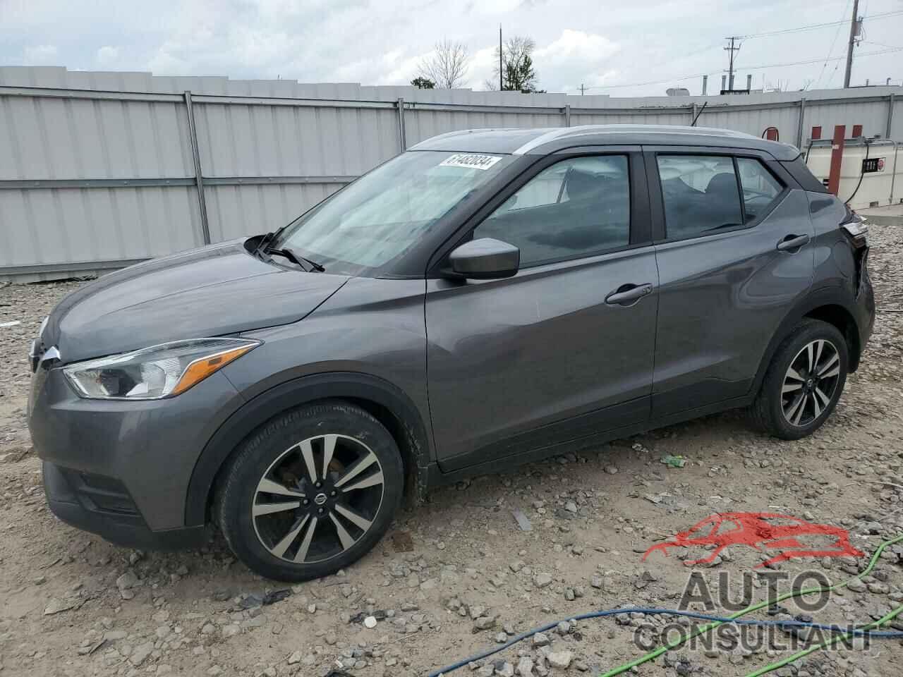 NISSAN KICKS 2018 - 3N1CP5CU4JL511657