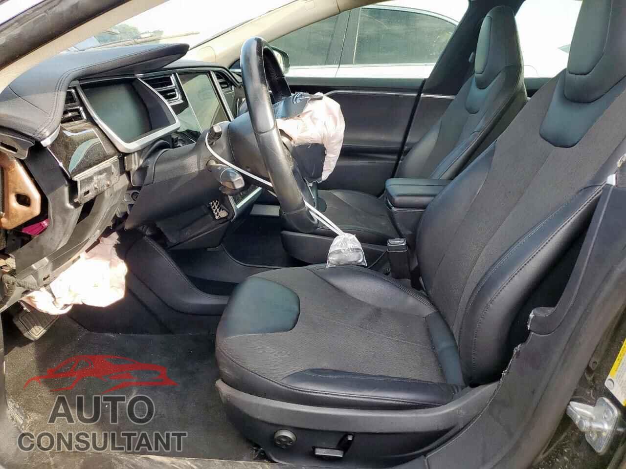 TESLA MODEL S 2013 - 5YJSA1CG3DFP08318