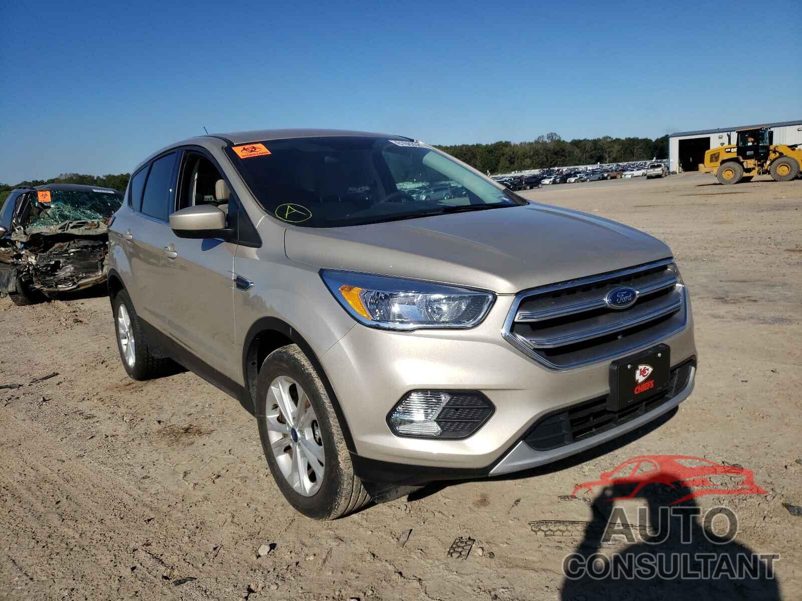 FORD ESCAPE 2017 - 1FMCU9G95HUB89089