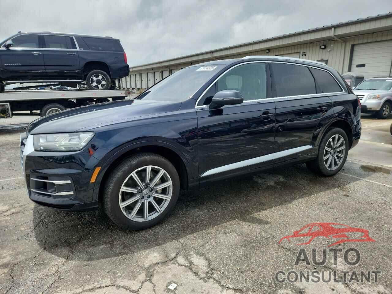 AUDI Q7 2018 - WA1VAAF7XJD019205