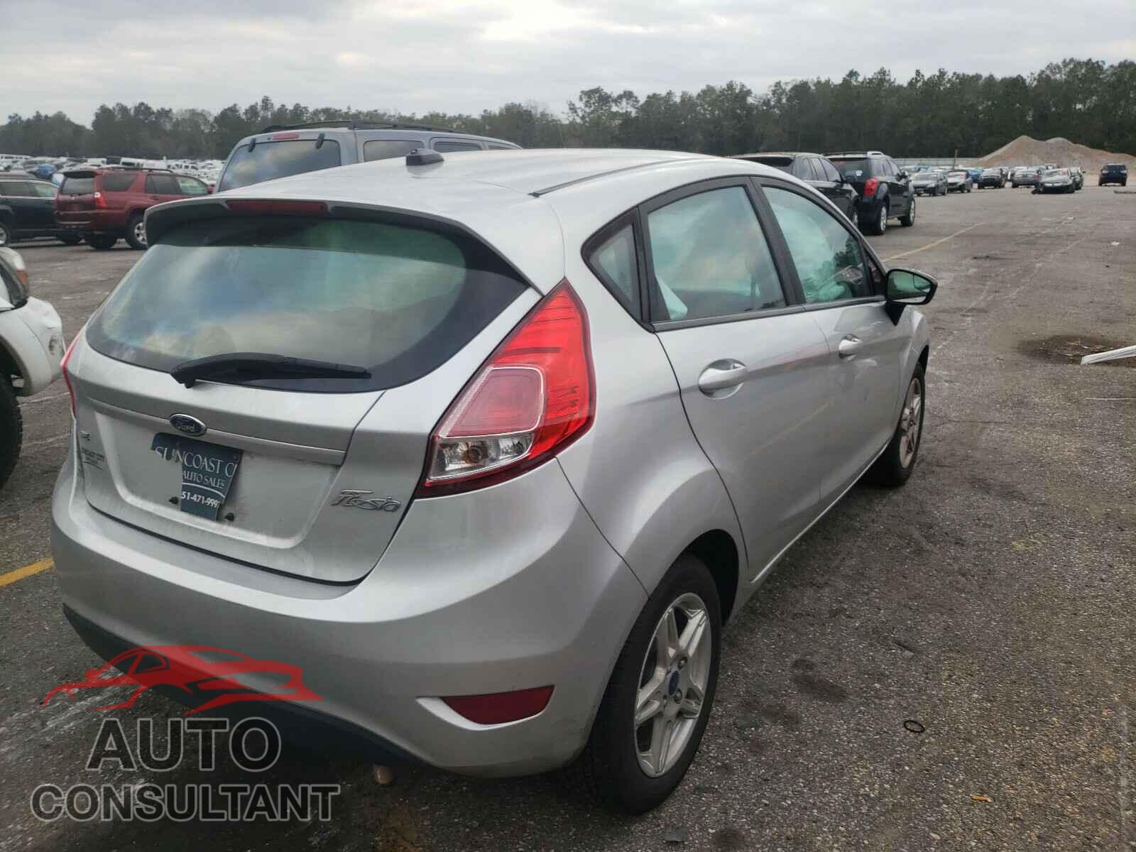 FORD FIESTA 2017 - 3FADP4EJ3HM129497
