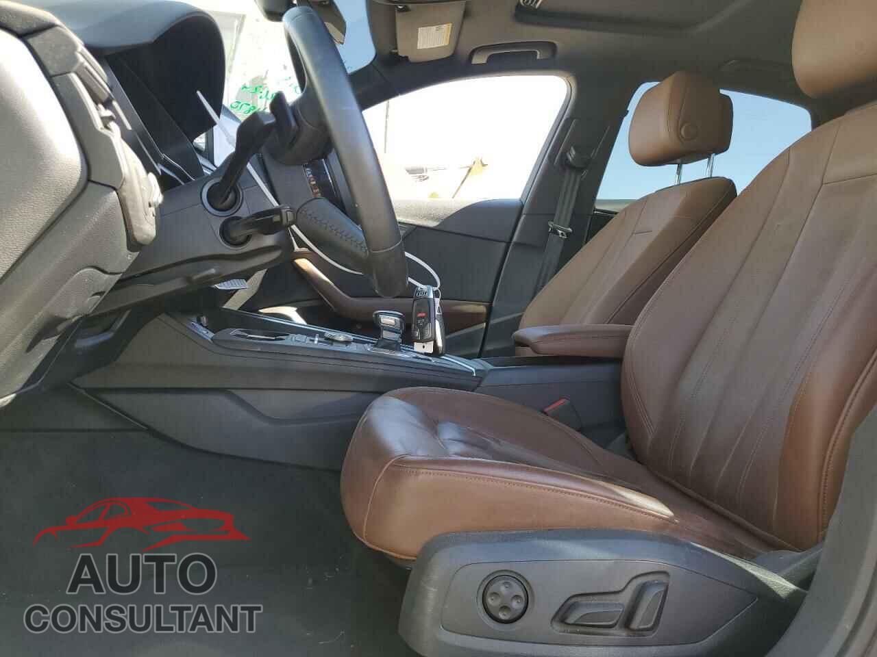 AUDI A4 2019 - WAUGMAF49KN014775