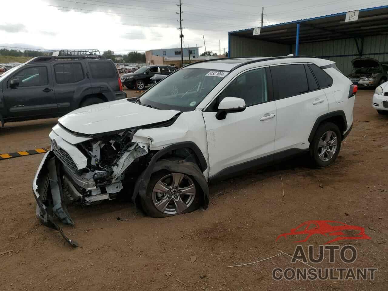 TOYOTA RAV4 2022 - 2T3RWRFV8NW140555