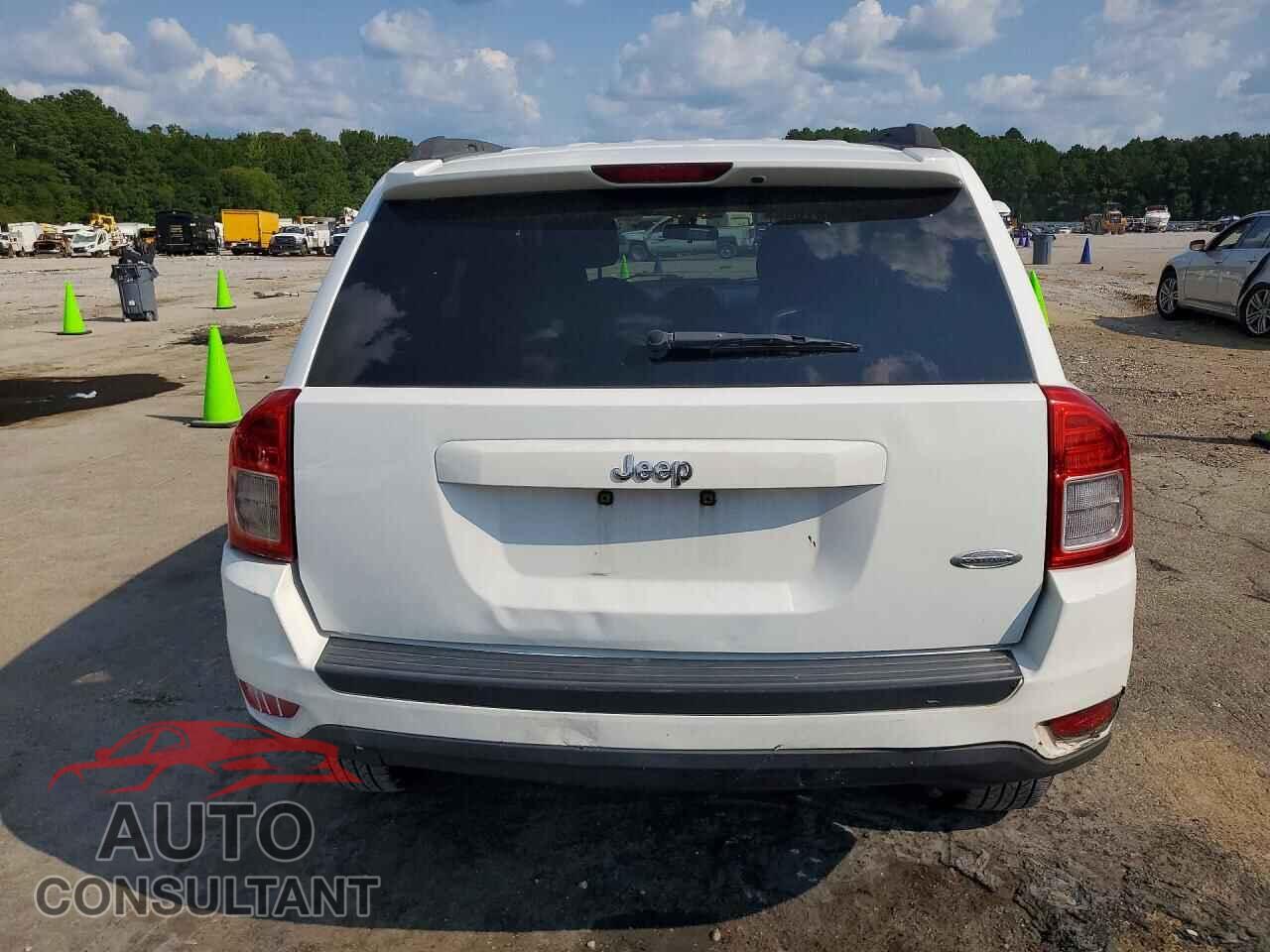 JEEP COMPASS 2011 - 1J4NT1FA7BD290620