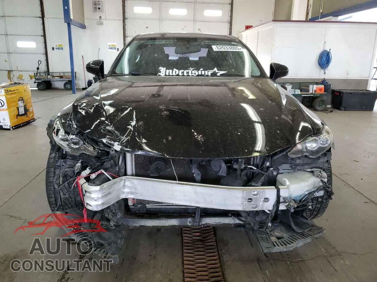 LEXUS IS 2014 - JTHBF1D29E5015694