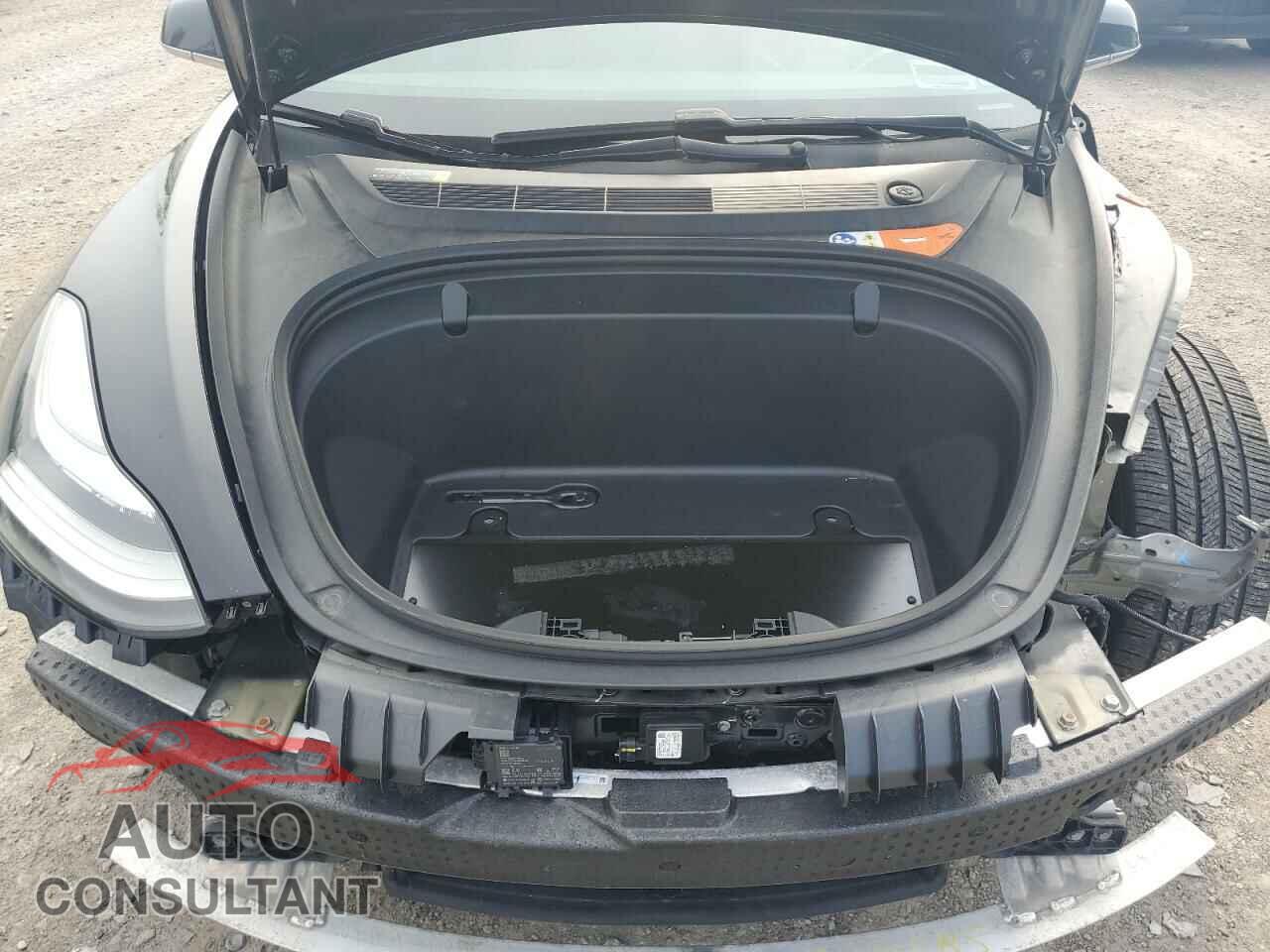 TESLA MODEL 3 2018 - 5YJ3E1EA7JF074735