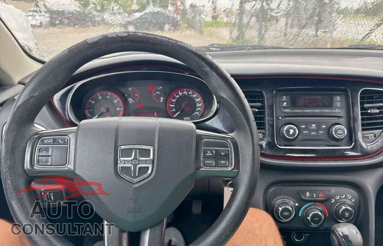 DODGE DART 2015 - 1C3CDFBB2FD306349