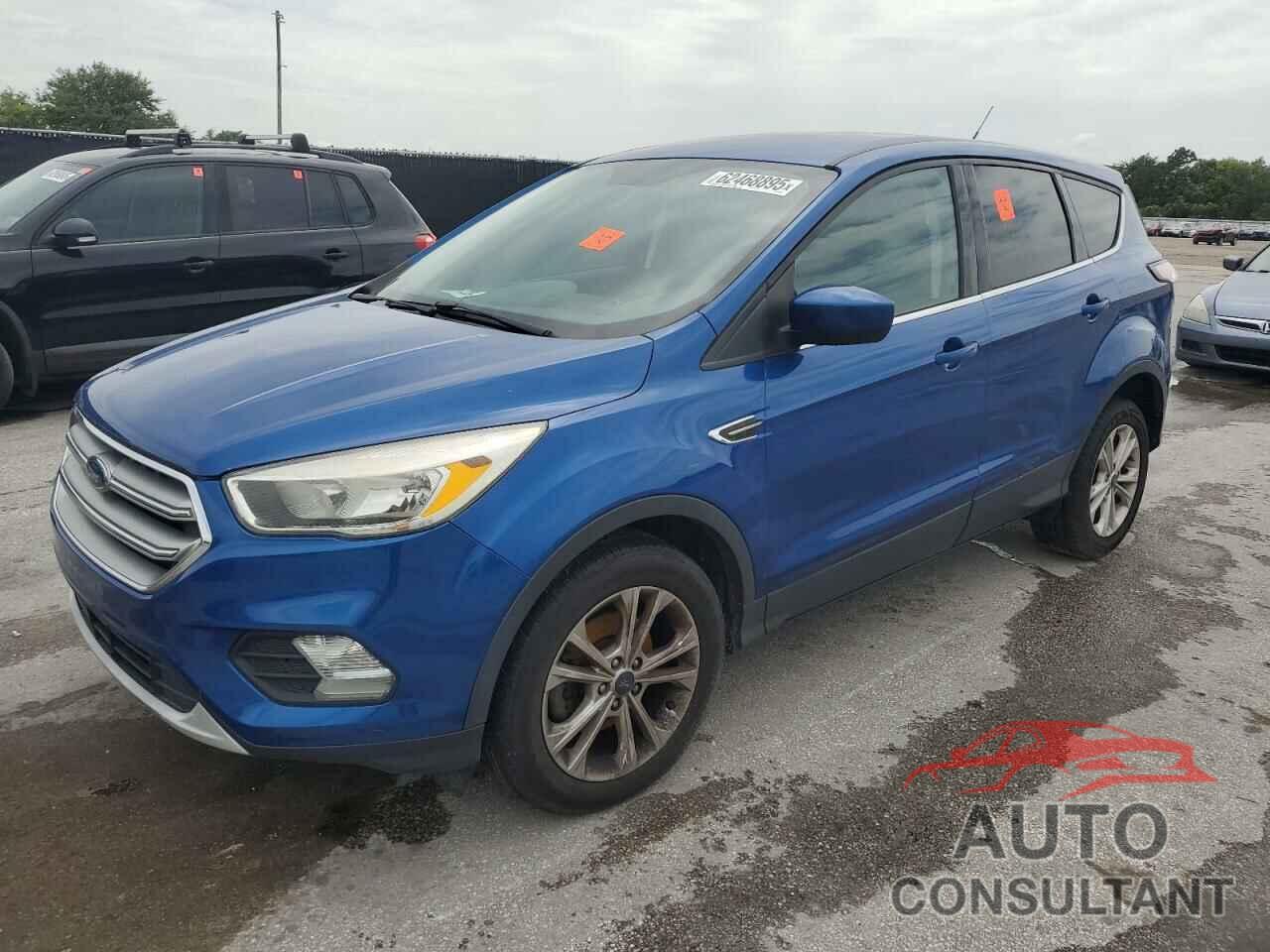 FORD ESCAPE 2017 - 1FMCU0GD9HUE56069