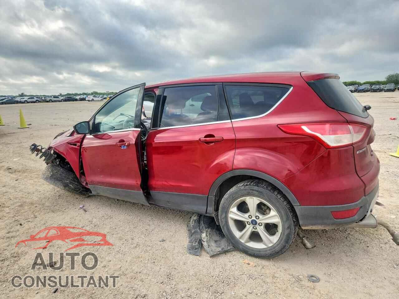 FORD ESCAPE 2015 - 1FMCU0GX7FUB92017