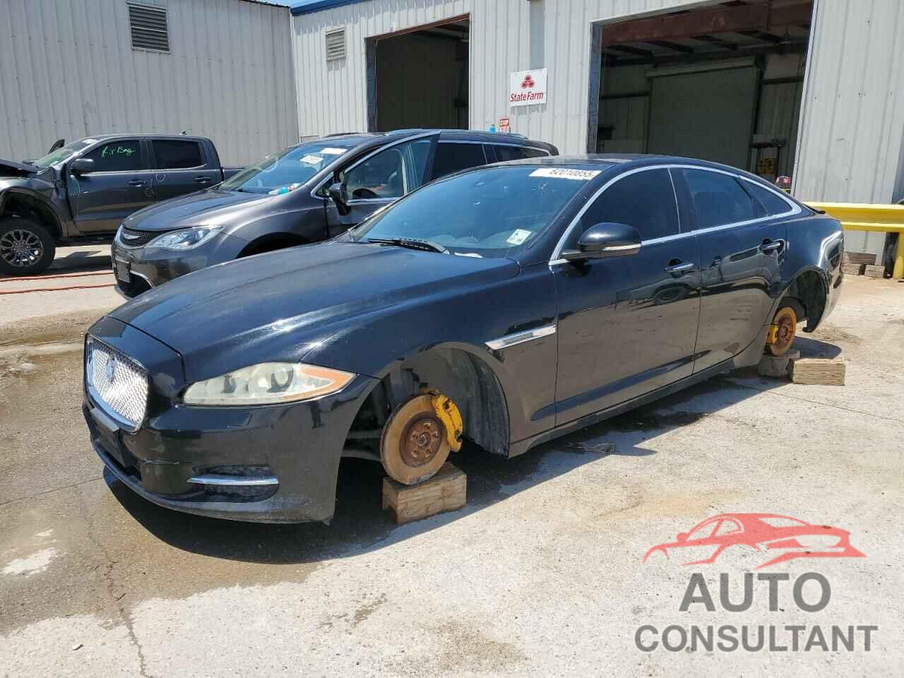 JAGUAR XJ 2011 - SAJWA1CBXBLV12152