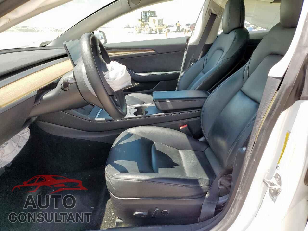 TESLA MODEL 3 2021 - 5YJ3E1EA0MF016356