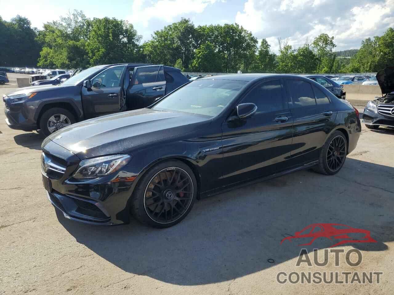 MERCEDES-BENZ C-CLASS 2018 - 55SWF8HB0JU250563