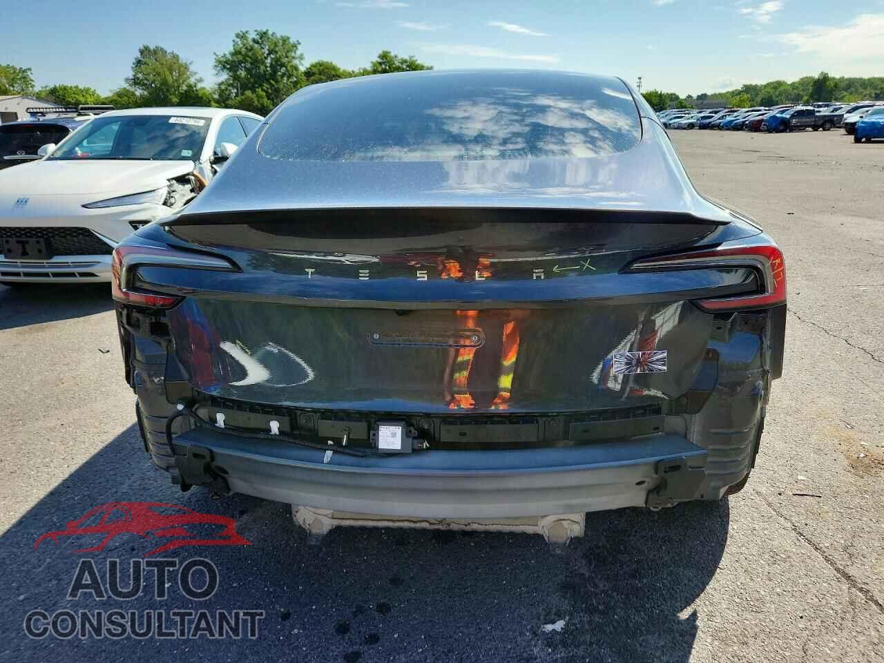 TESLA MODEL 3 2024 - 5YJ3E1ETXRF865726