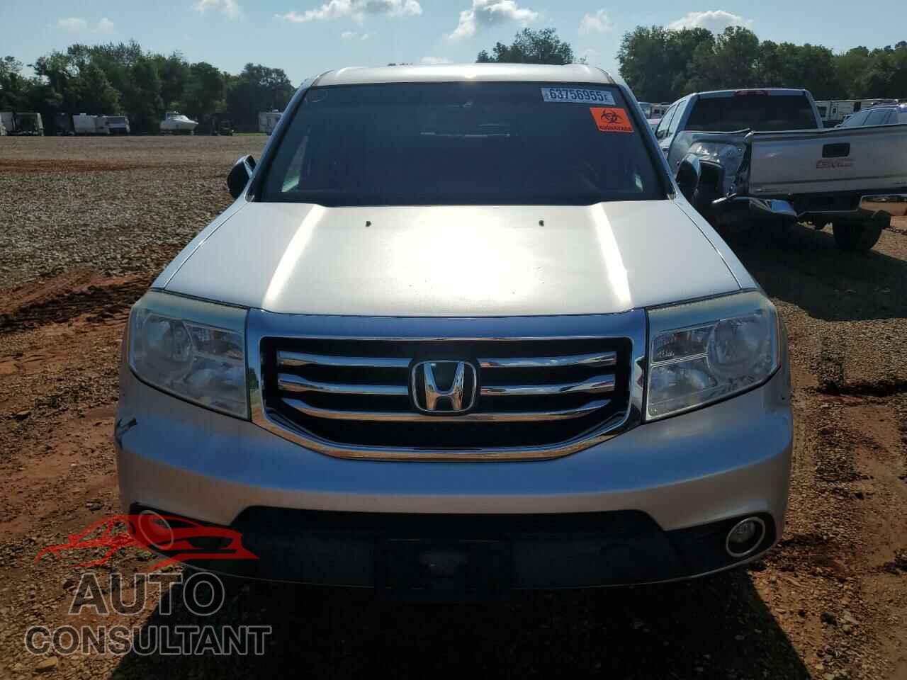 HONDA PILOT 2013 - 5FNYF3H40DB019035
