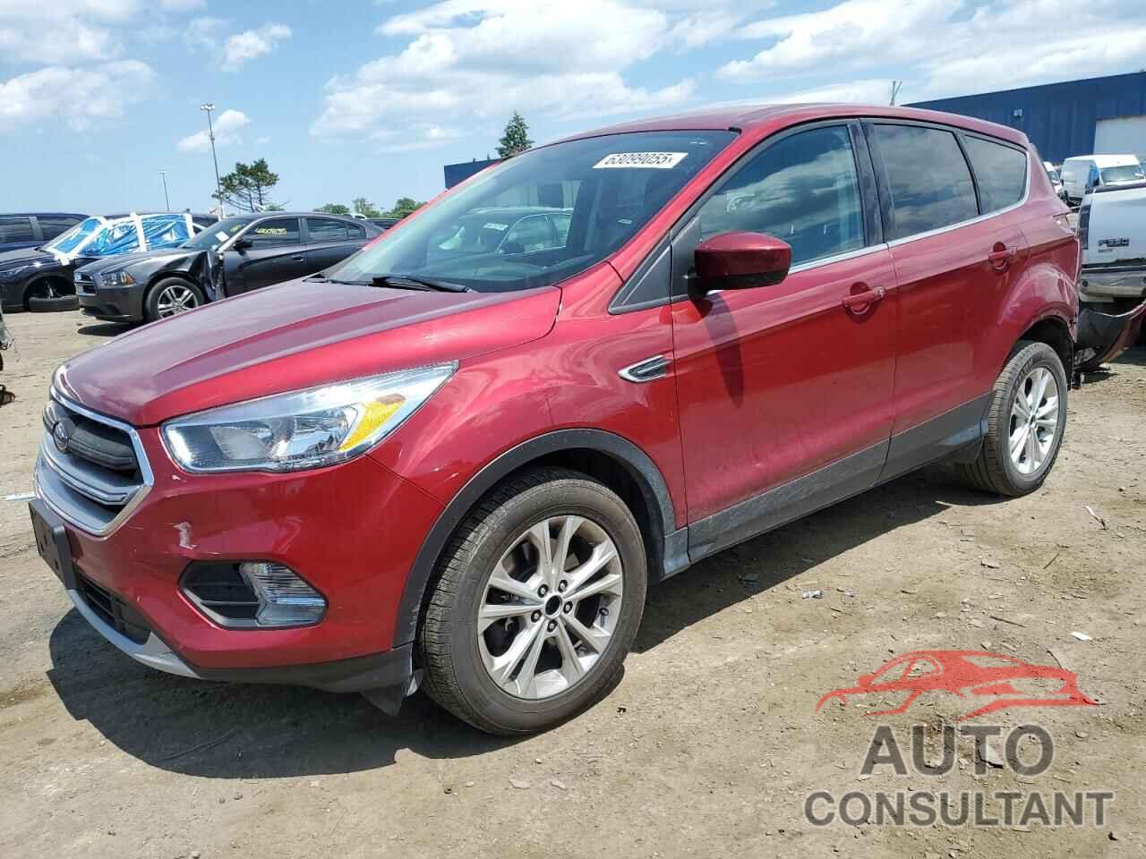 FORD ESCAPE 2017 - 1FMCU9GD1HUC62351