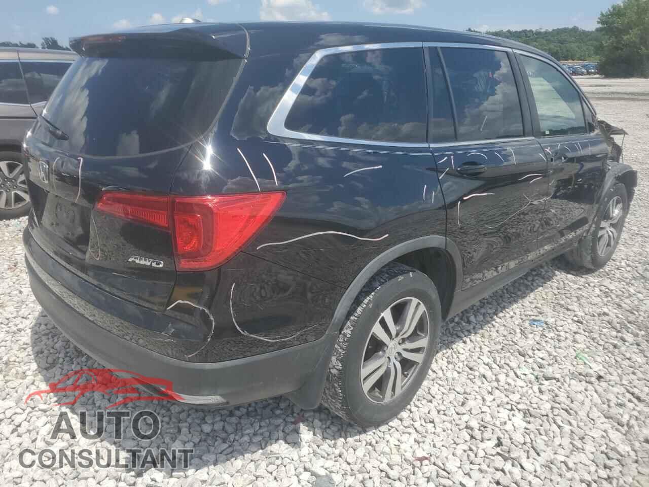 HONDA PILOT 2017 - 5FNYF6H35HB003492
