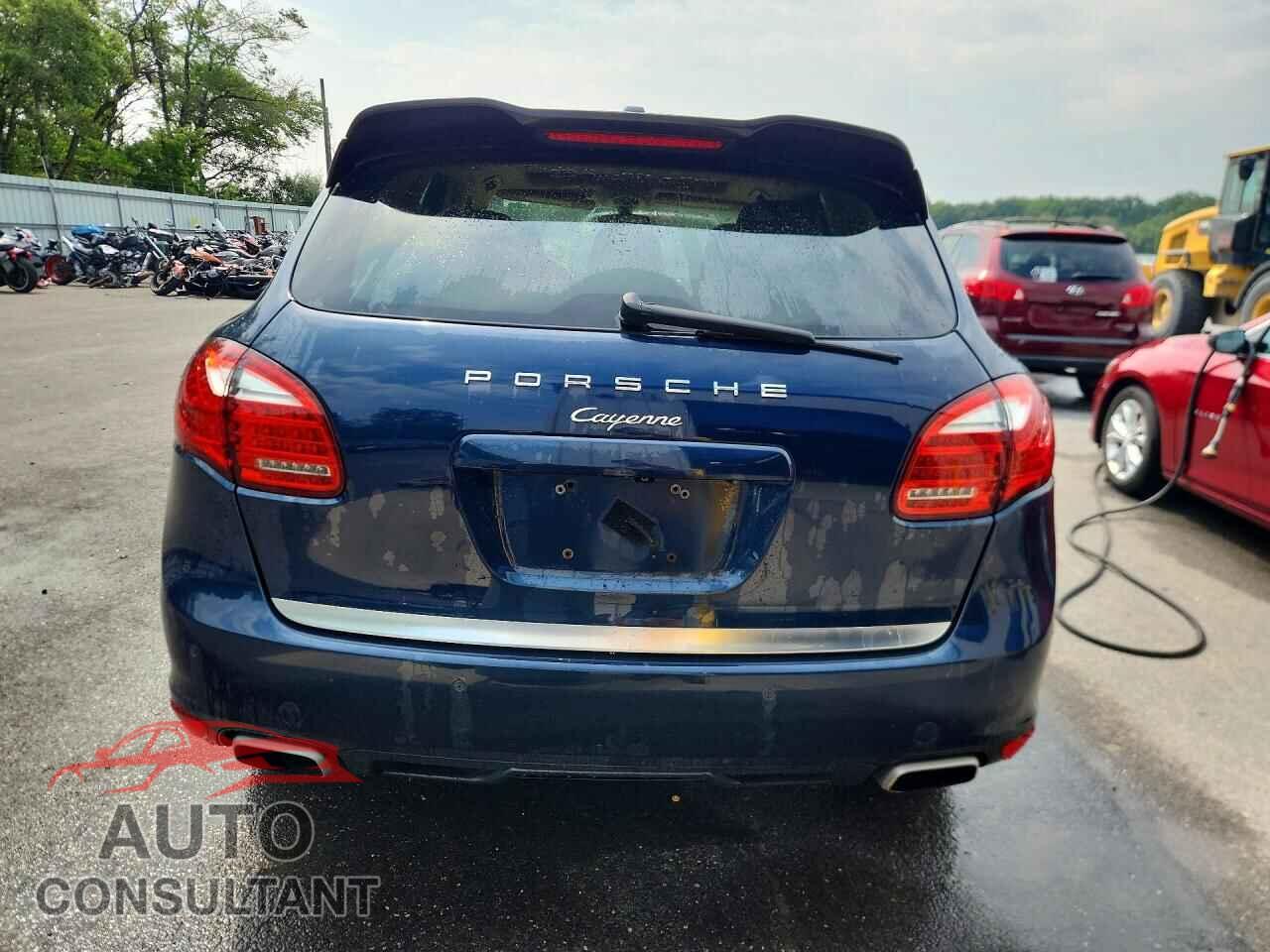 PORSCHE CAYENNE 2013 - WP1AA2A26DLA00648