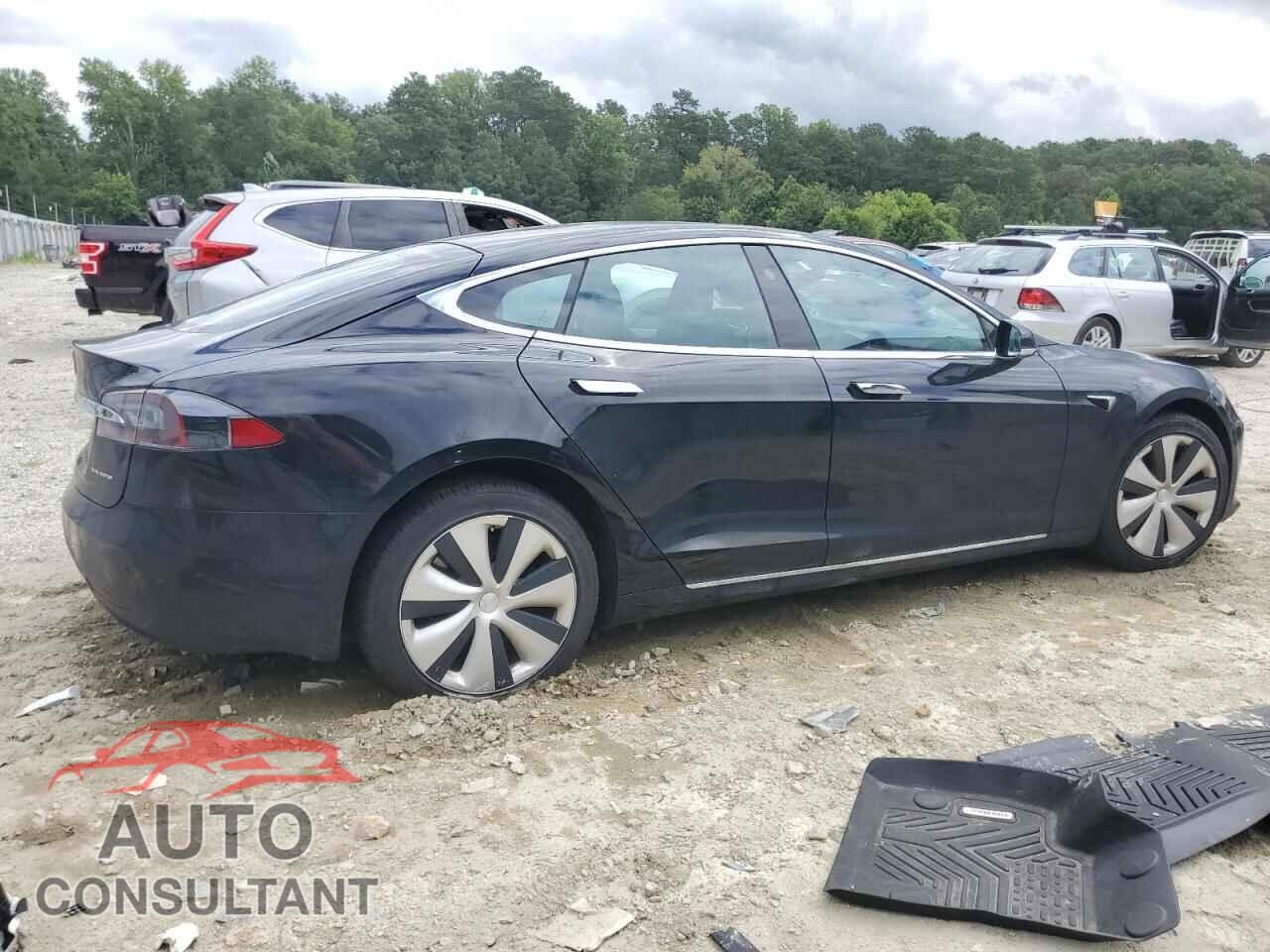 TESLA MODEL S 2021 - 5YJSA1E24MF426416