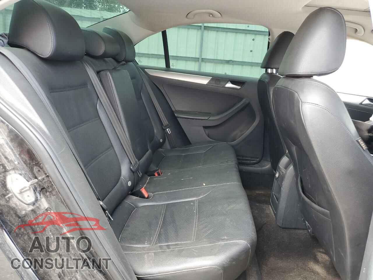 VOLKSWAGEN JETTA 2017 - 3VWDB7AJ5HM232465