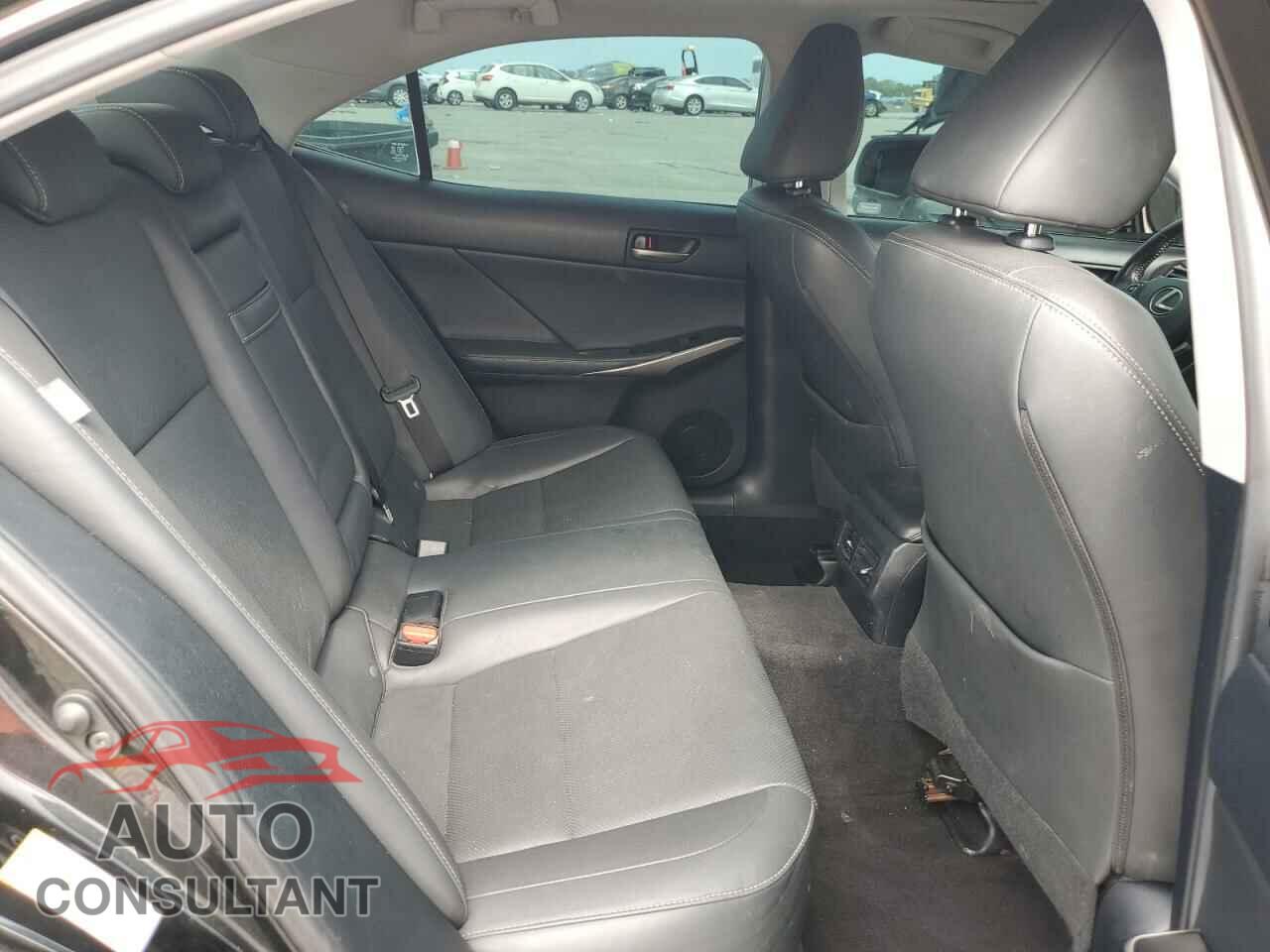 LEXUS IS 2018 - JTHBA1D24J5079344