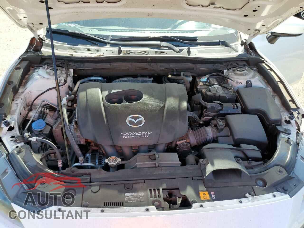 MAZDA 3 2017 - JM1BN1V78H1120057