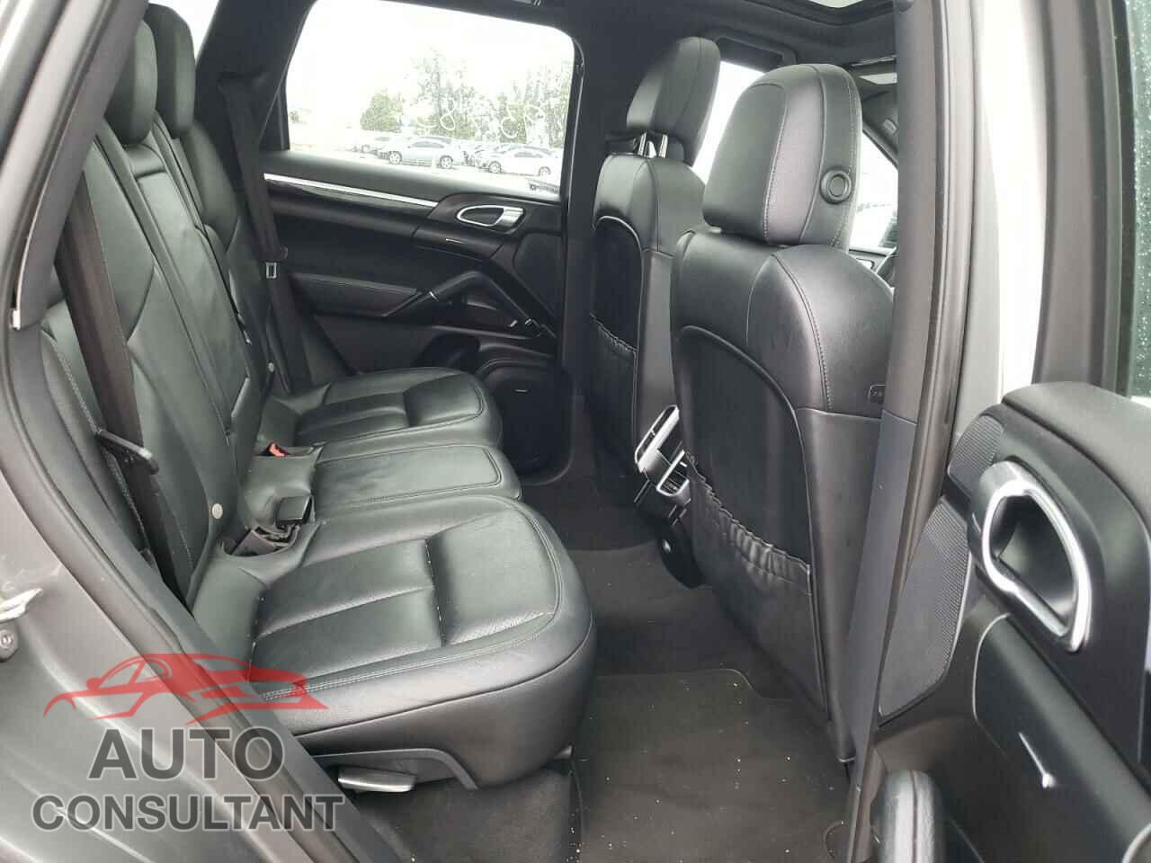PORSCHE CAYENNE 2016 - WP1AA2A2XGKA10206