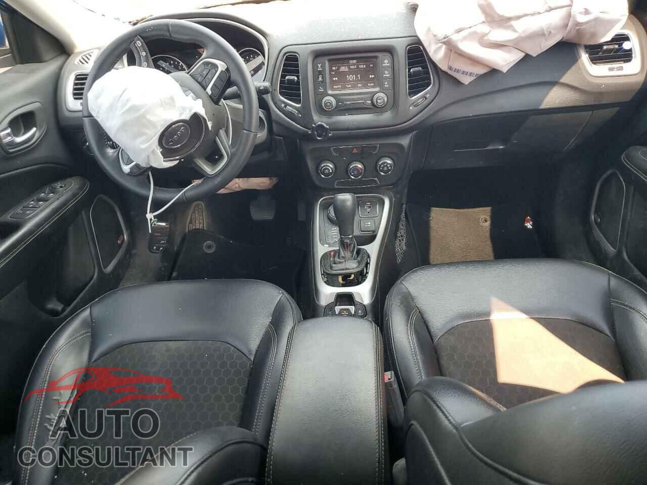 JEEP COMPASS 2017 - 3C4NJDBB4HT660419