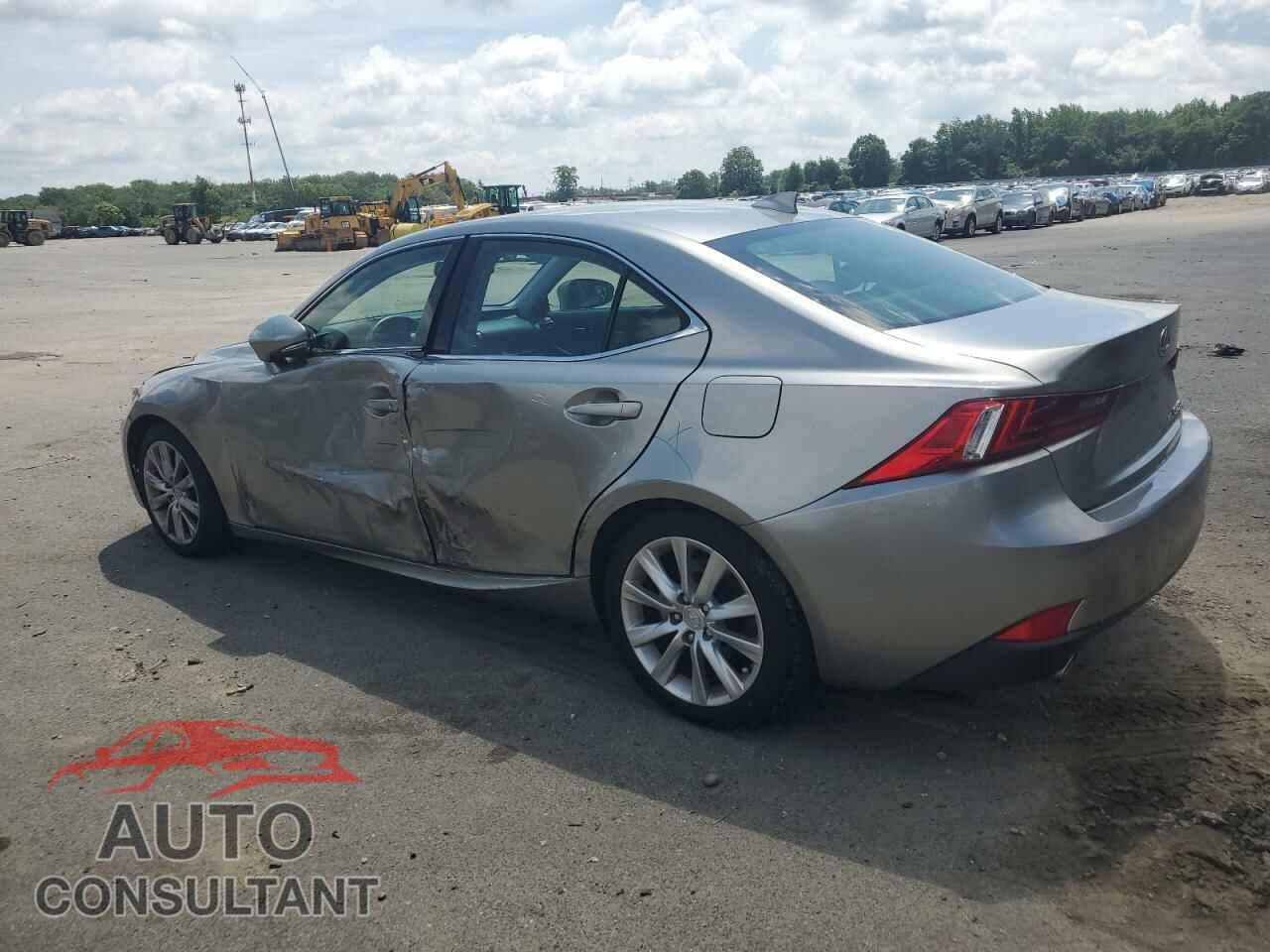 LEXUS IS 2015 - JTHCF1D29F5023008