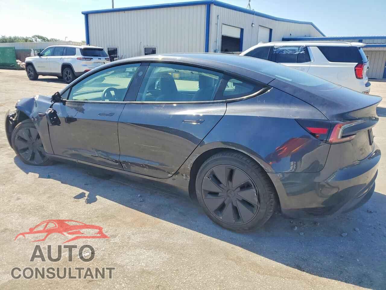 TESLA MODEL 3 2025 - 5YJ3E1EA2SF983094
