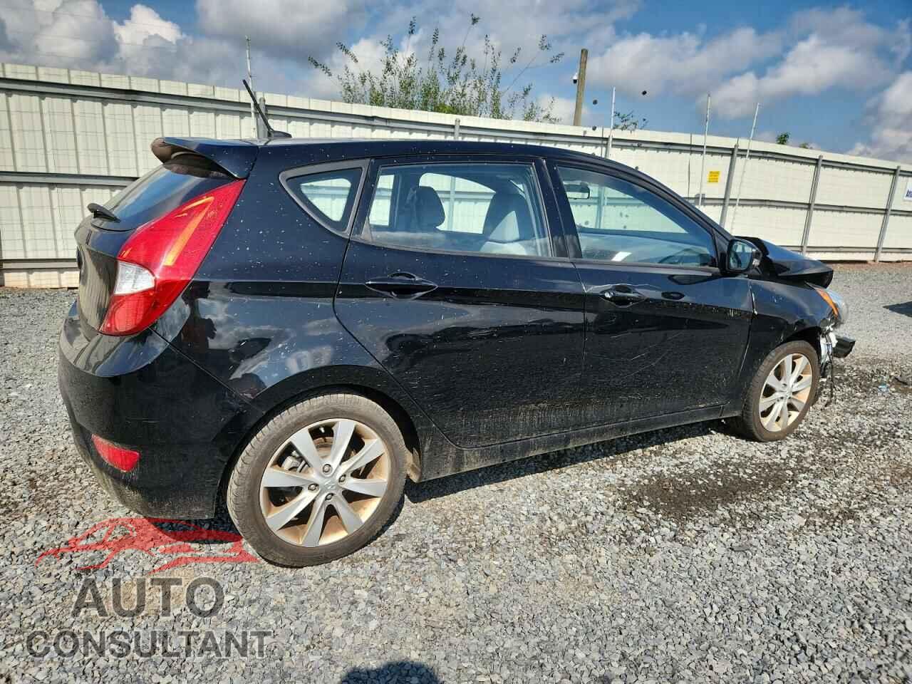 HYUNDAI ACCENT 2013 - KMHCU5AE4DU106020
