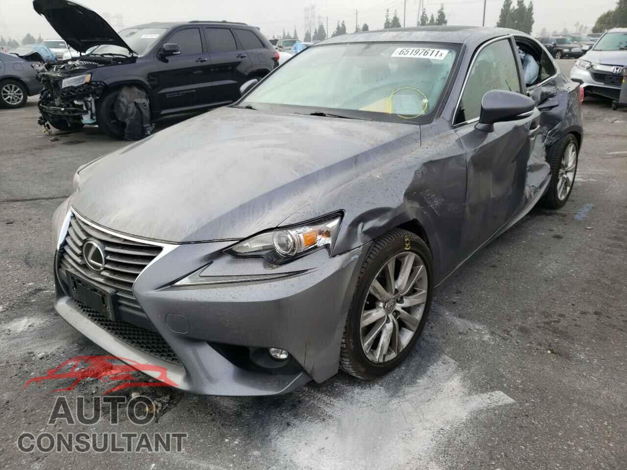 LEXUS IS 2016 - JTHBA1D2XG5036071