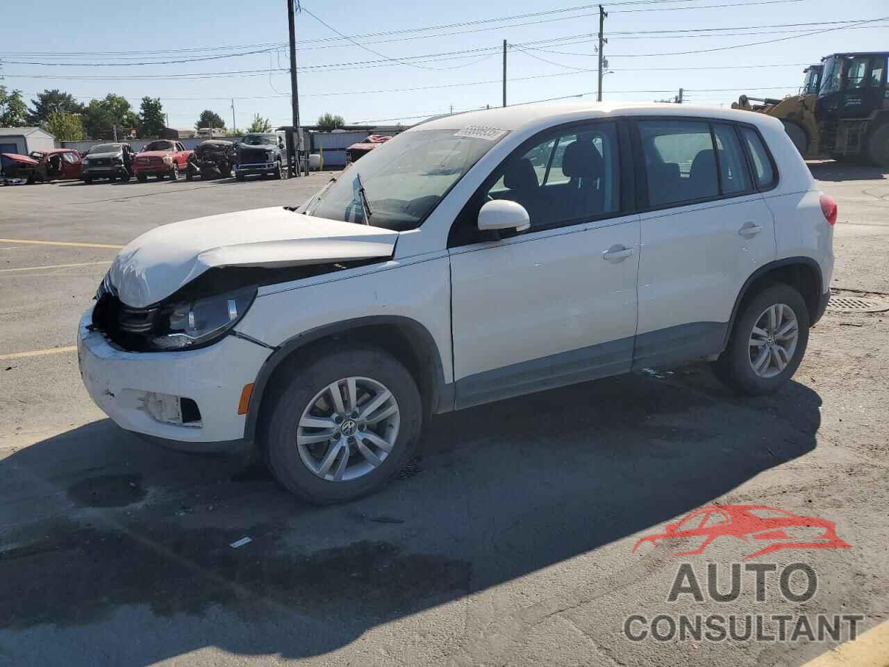 VOLKSWAGEN TIGUAN 2013 - WVGAV3AX2DW611374