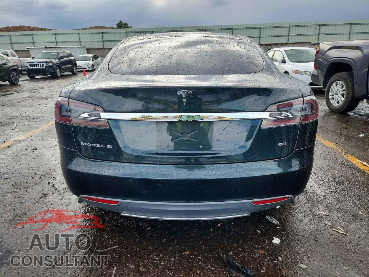 TESLA MODEL S 2014 - 5YJSA1S18EFP59005