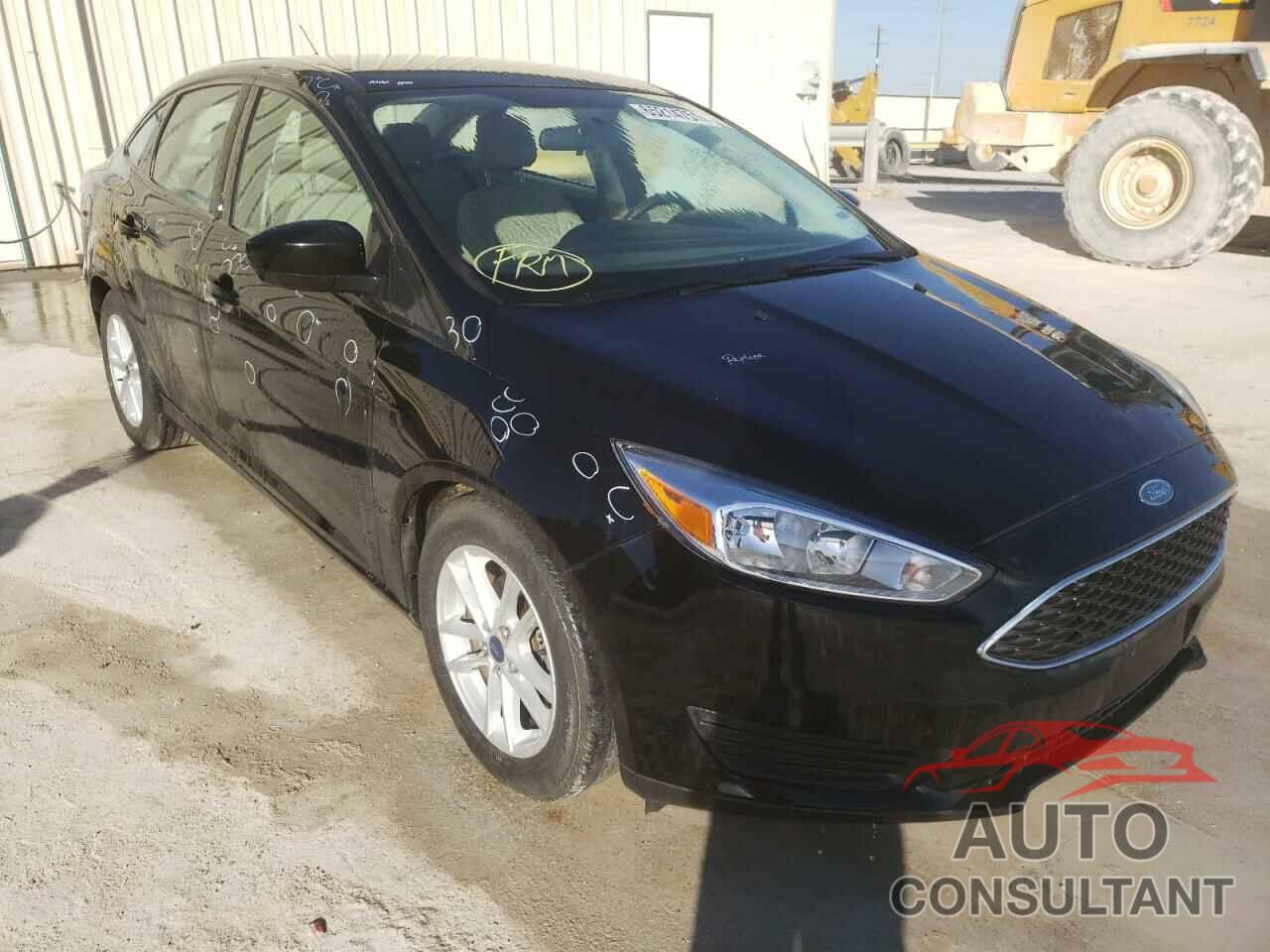 FORD FOCUS 2018 - 1FADP3F28JL208771