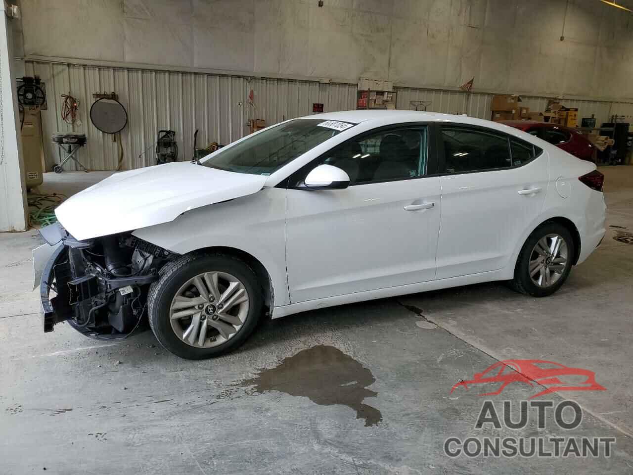 HYUNDAI ELANTRA 2019 - 5NPD84LF1KH404299