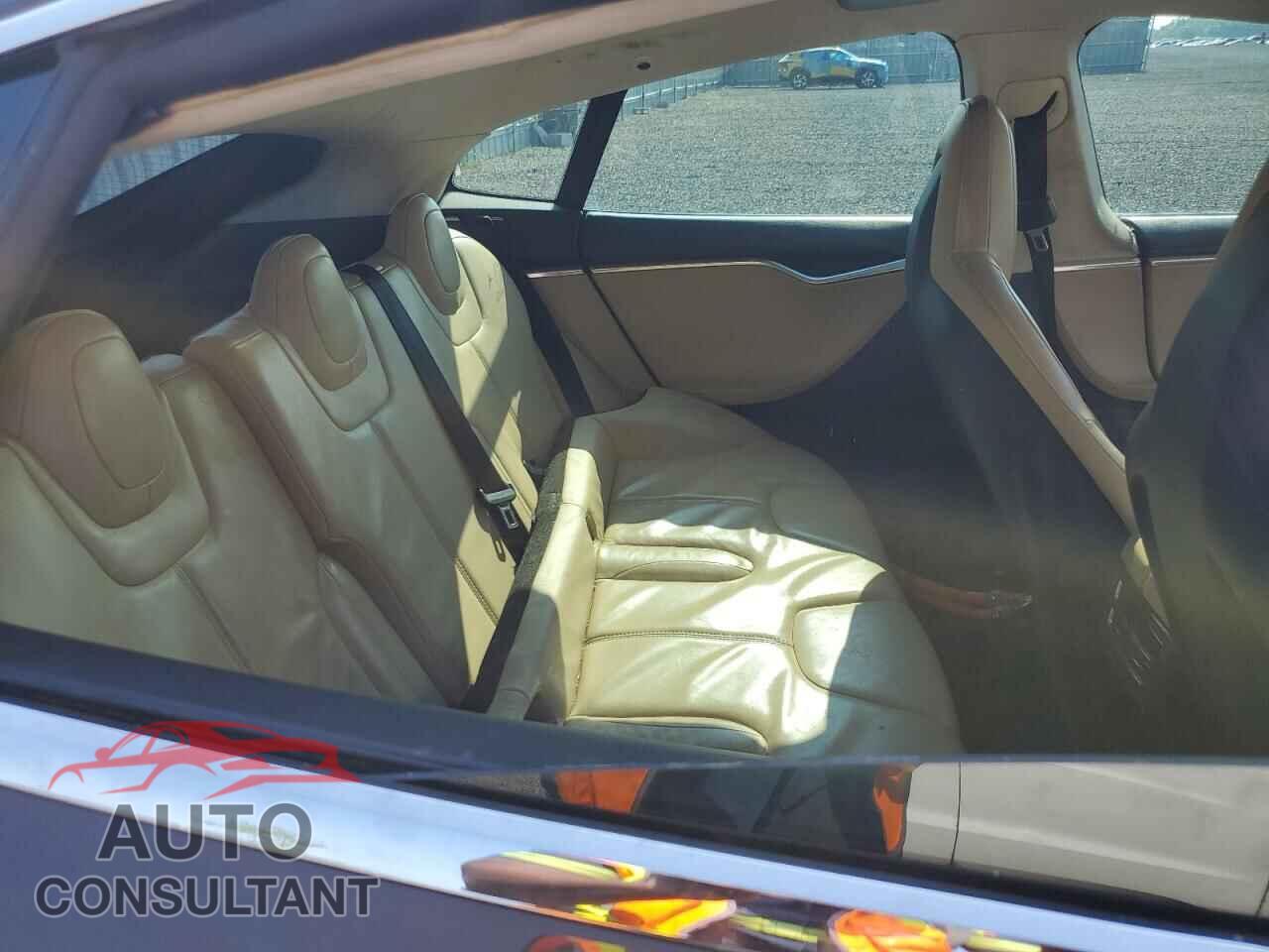 TESLA MODEL S 2013 - 5YJSA1CNXDFP08766