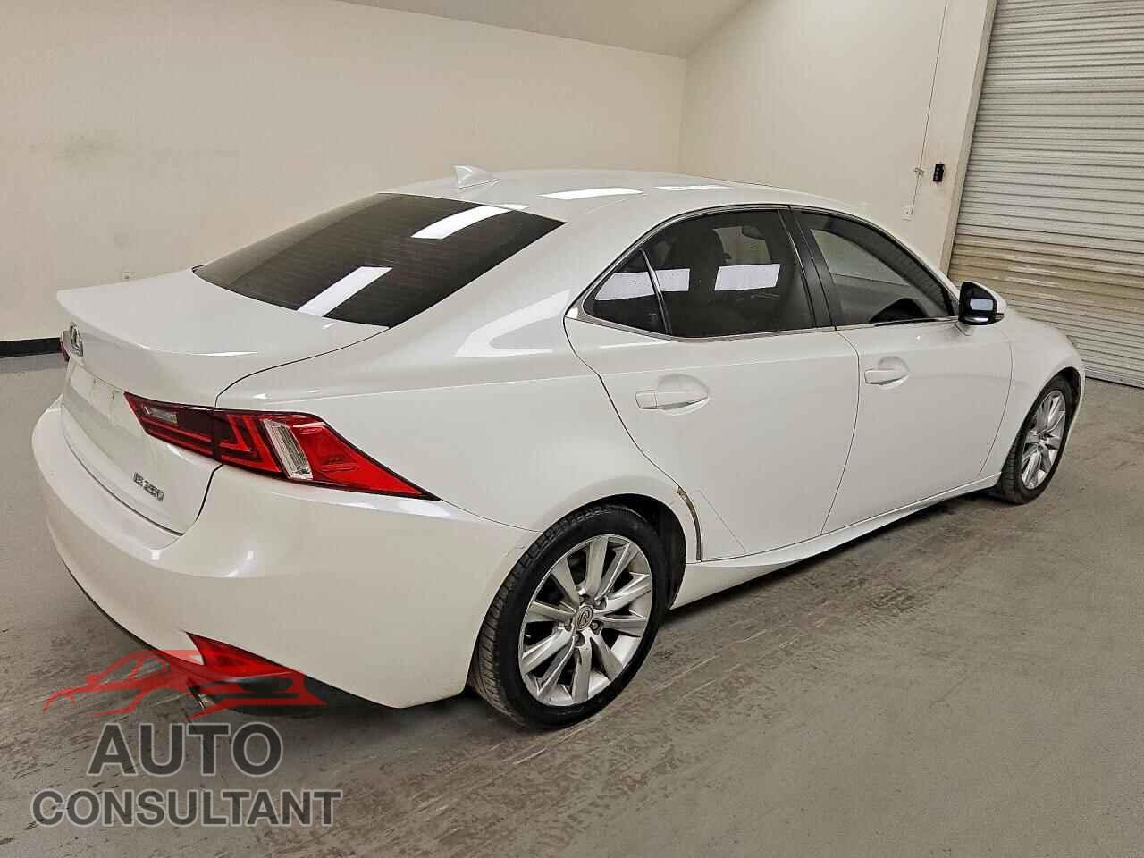 LEXUS IS 2015 - JTHBF1D24F5082270