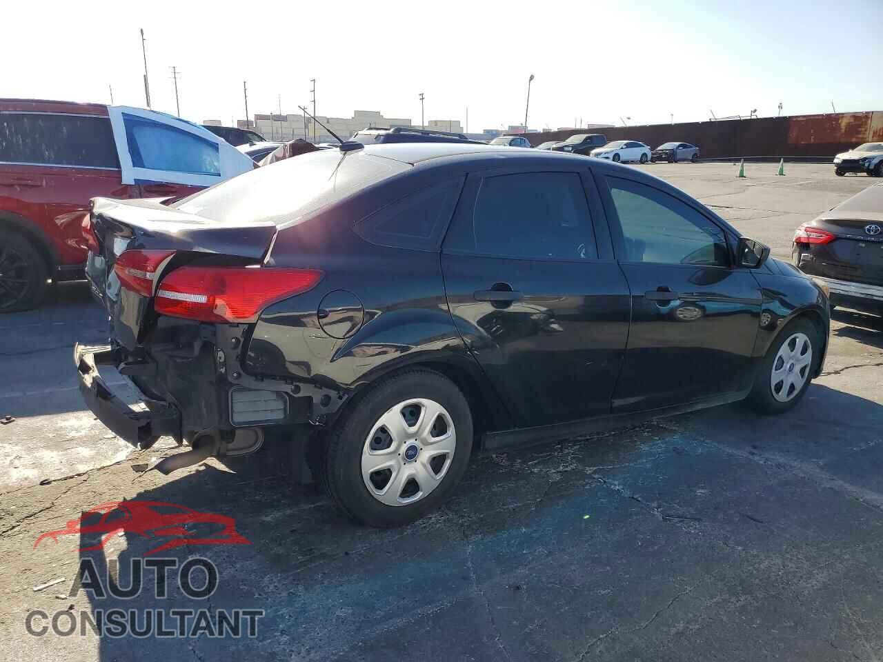 FORD FOCUS 2016 - 1FADP3E25GL362333