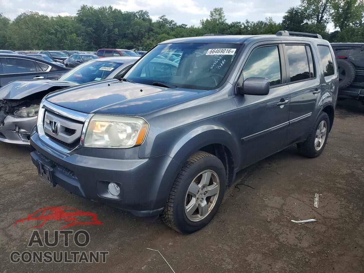 HONDA PILOT 2011 - 5FNYF3H44BB051547
