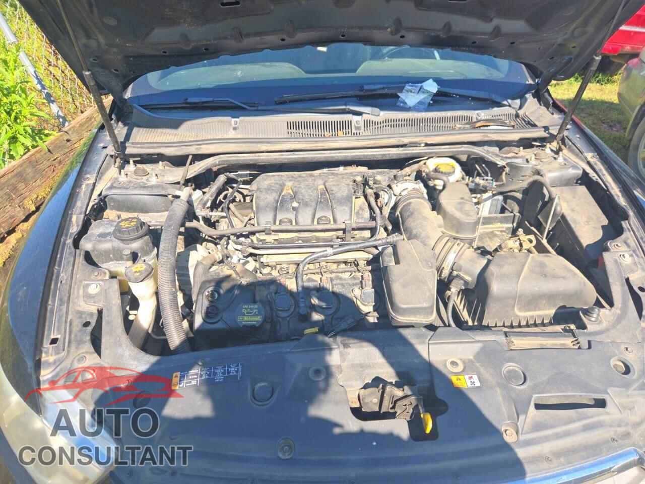 FORD TAURUS 2013 - 1FAHP2E85DG116225