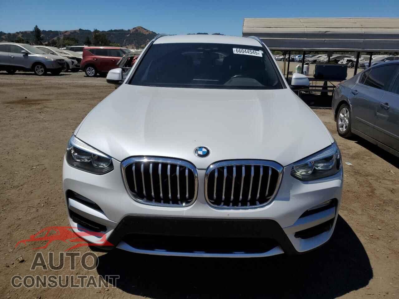 BMW X3 2019 - 5UXTR9C50KLE21346