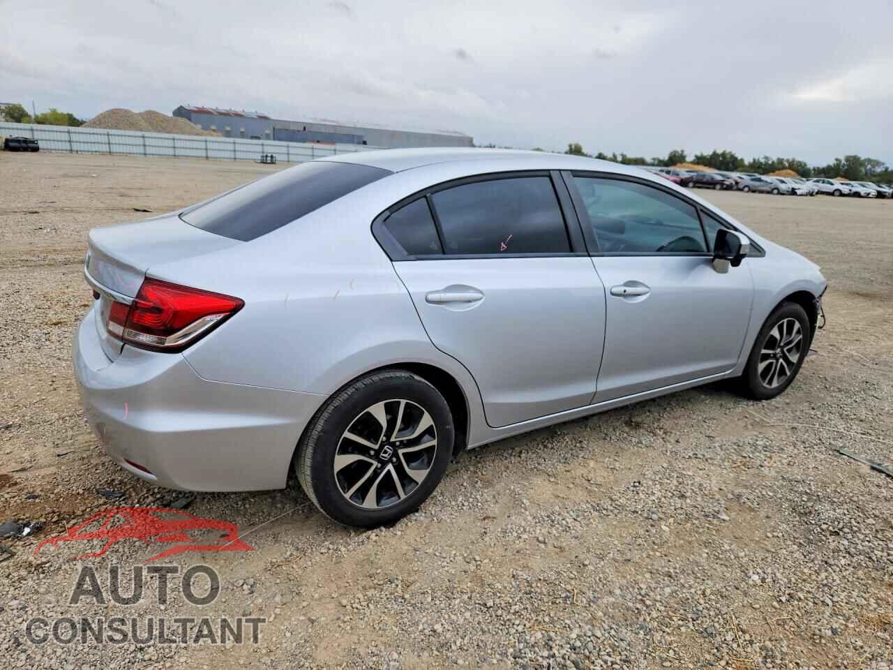 HONDA CIVIC 2015 - 2HGFB2F80FH532142