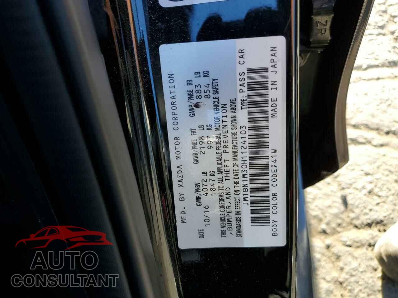 MAZDA 3 2017 - JM1BN1M30H1124103