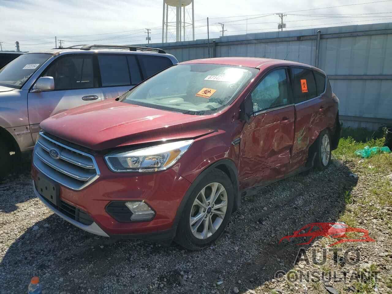 FORD ESCAPE 2017 - 1FMCU0GD2HUA09468